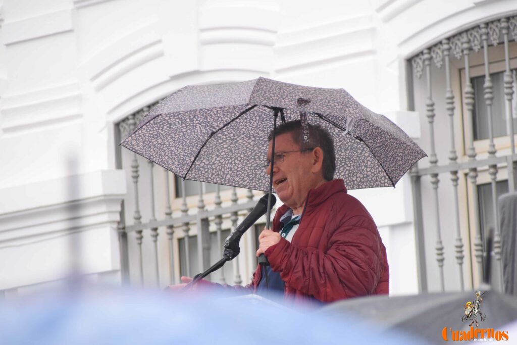 concentracion 30 noviembre tren tomelloso 13