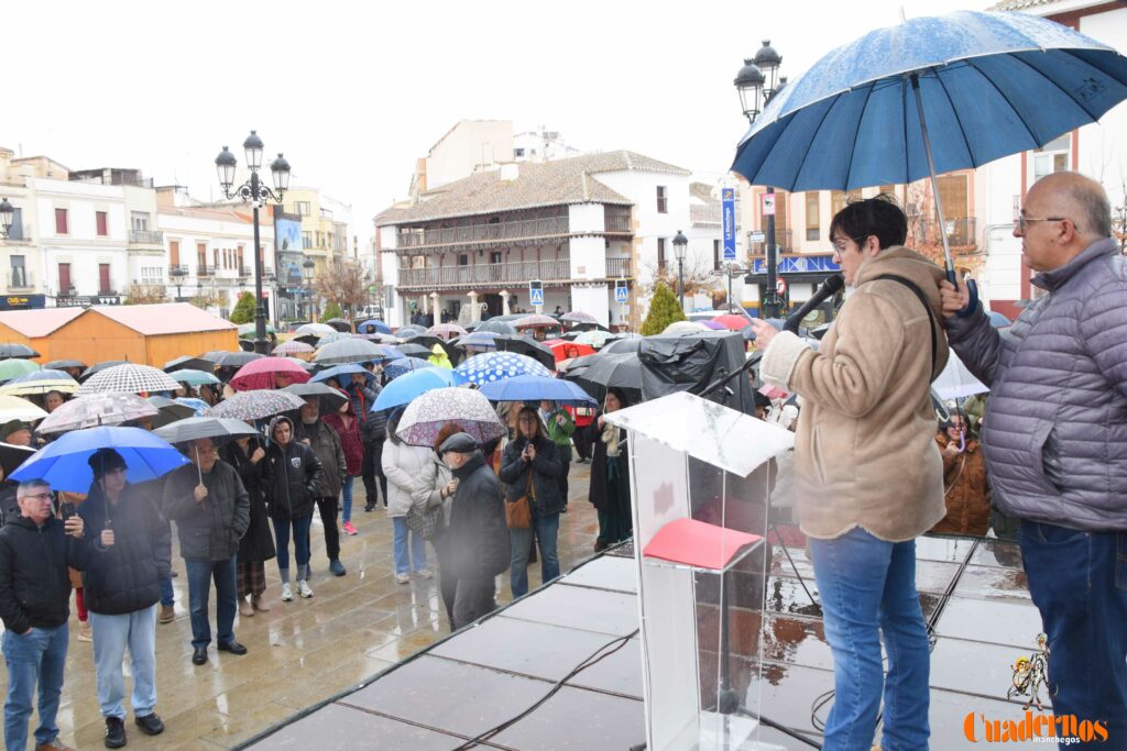 concentracion 30 noviembre tren tomelloso 37