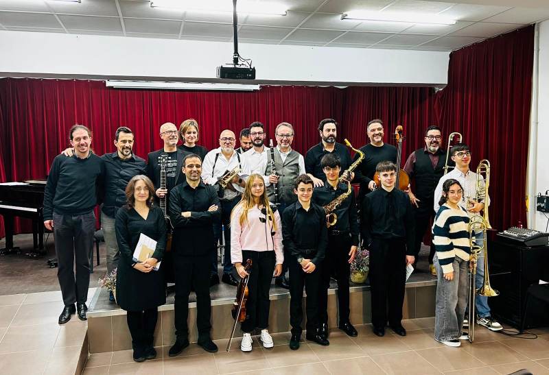 Concierto y chocolatada marcan una jornada festiva memorable en el Conservatorio Municipal de Tomelloso
