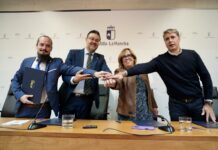 Castilla-La Mancha firma un convenio con las federaciones regionales de Folclore y bandas de música “en apoyo a la Cultura como seña de identidad”