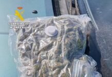 Detenido un hombre con 400 gramos de marihuana bajo la tapicería de su coche