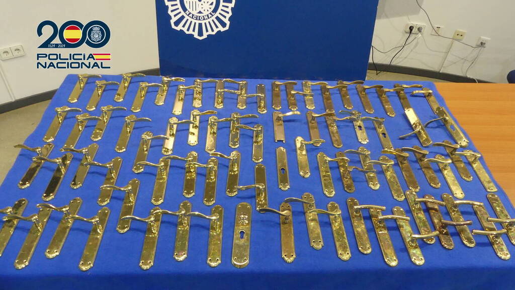 Detenido un hombre en Talavera de la Reina por robar más de 130 manillas de puertas
