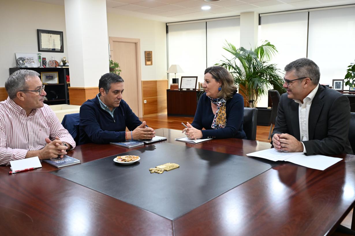 El Gobierno de Castilla-La Mancha y CCOO remarcan su compromiso de consolidar el carácter industrial de la región a través de la Ley de Industria