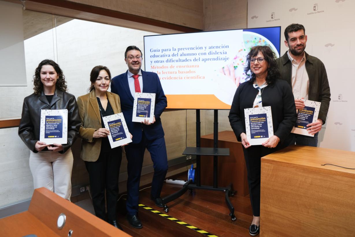La Junta lanza una guía pionera a nivel nacional para prevenir, detectar y atender de forma temprana y eficaz la dislexia 