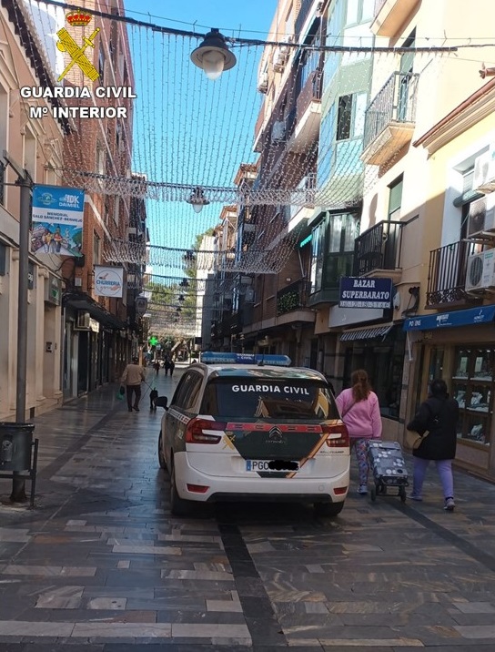 La Guardia Civil de Ciudad Real alerta de hurtos del “abrazo solidario” a mayores y difunde medidas de prevención