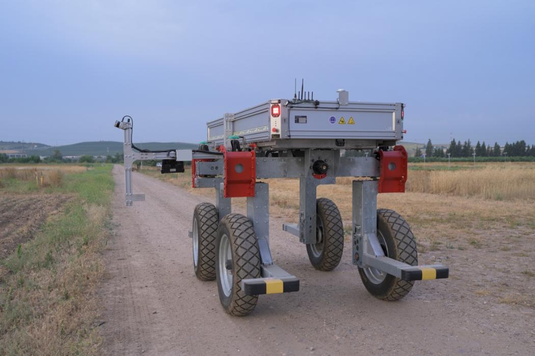 Investigadores del IAS desarrollan un robot que revoluciona el fenotipado agrícola