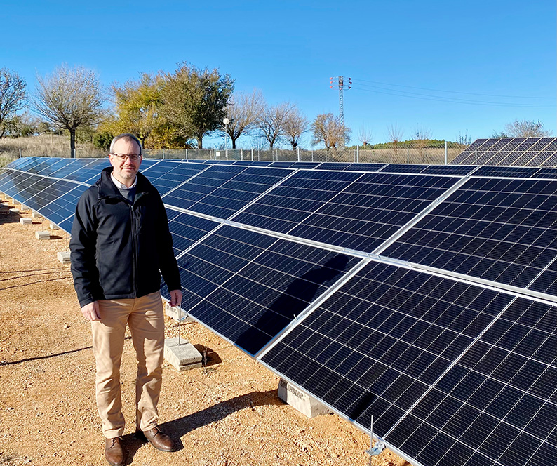 Villaescusa de Haro impulsa la independencia energética con un ambicioso proyecto de energías limpias a través del Programa DUS 5000