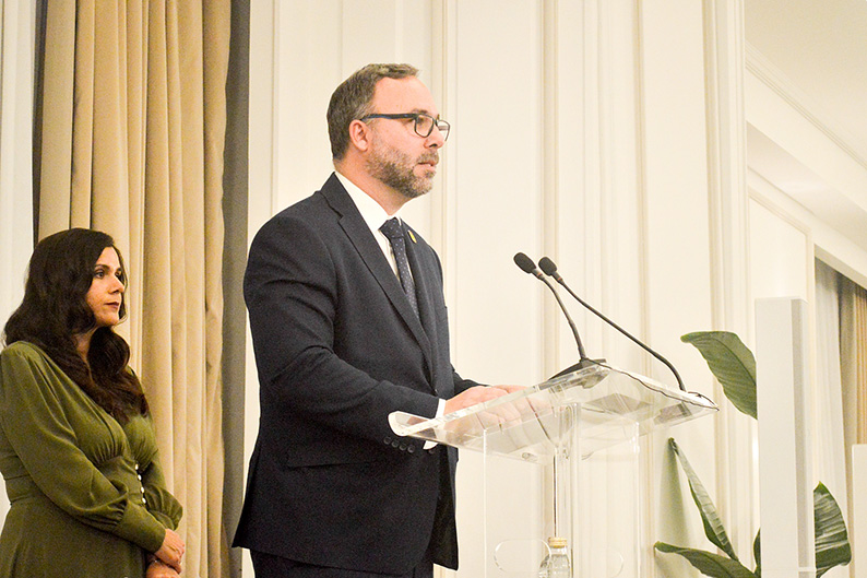 Javier Navarro: “Virgen de las Viñas es un buque insignia que lleva con orgullo el nombre de Tomelloso en España y en el mundo”