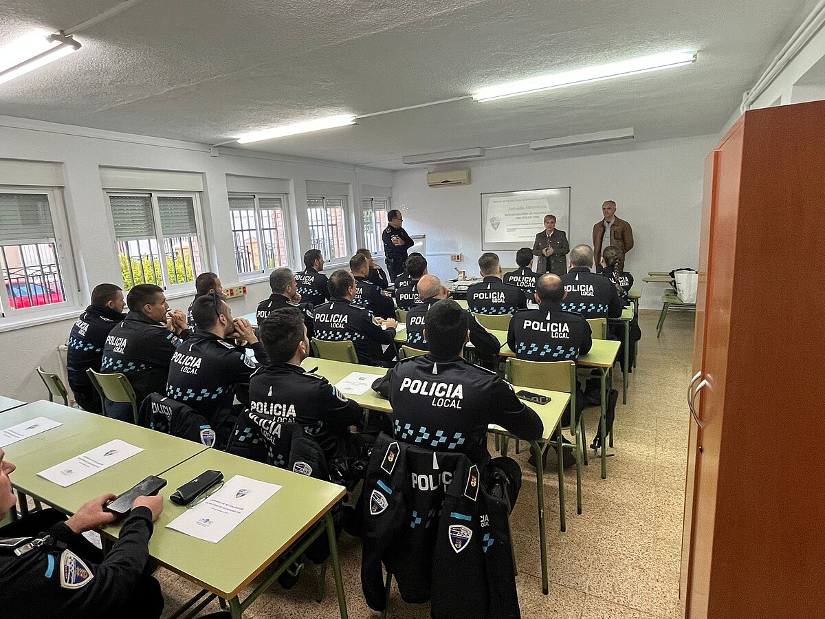 Argamasilla de Alba alberga una jornada de actualización para policías locales en materia de seguridad vial