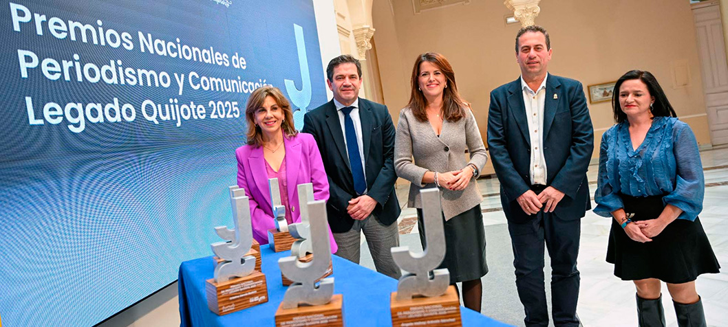 Destacados y prestigiosos profesionales conforman el elenco de galardonados honoríficos de los Premios Nacionales de Periodismo y Comunicación “Legado Quijote”
