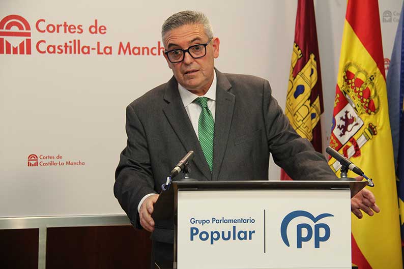 Lucas-Torres afirma que el presupuesto de Page abandona al campo de Castilla-La Mancha