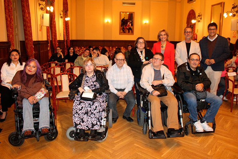 La Junta hace un llamamiento para reforzar a las víctimas de la violencia de género y “apartar de la sociedad” a los asesinos y maltratadores