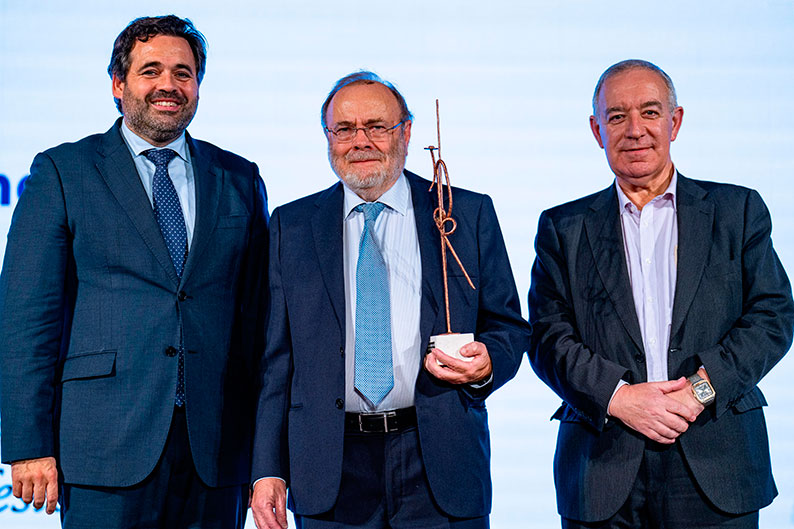 Núñez reivindica una sanidad “sin fronteras” y se compromete a trabajar por el entendimiento entre las administraciones públicas que redunde en los pacientes