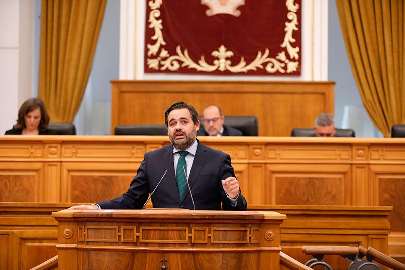 Núñez denuncia la “insostenible situación” de la sanidad en Castilla-La Mancha y ofrece un acuerdo a Page para revertir el colapso