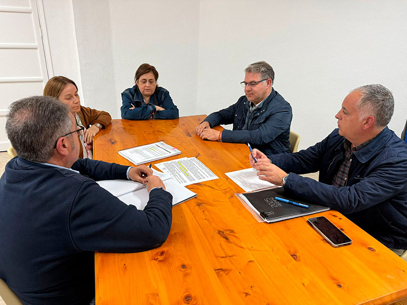 El PP de Castilla-La Mancha exige a Page que cumpla su compromiso con la puesta en marcha del servicio de diálisis en Hellín