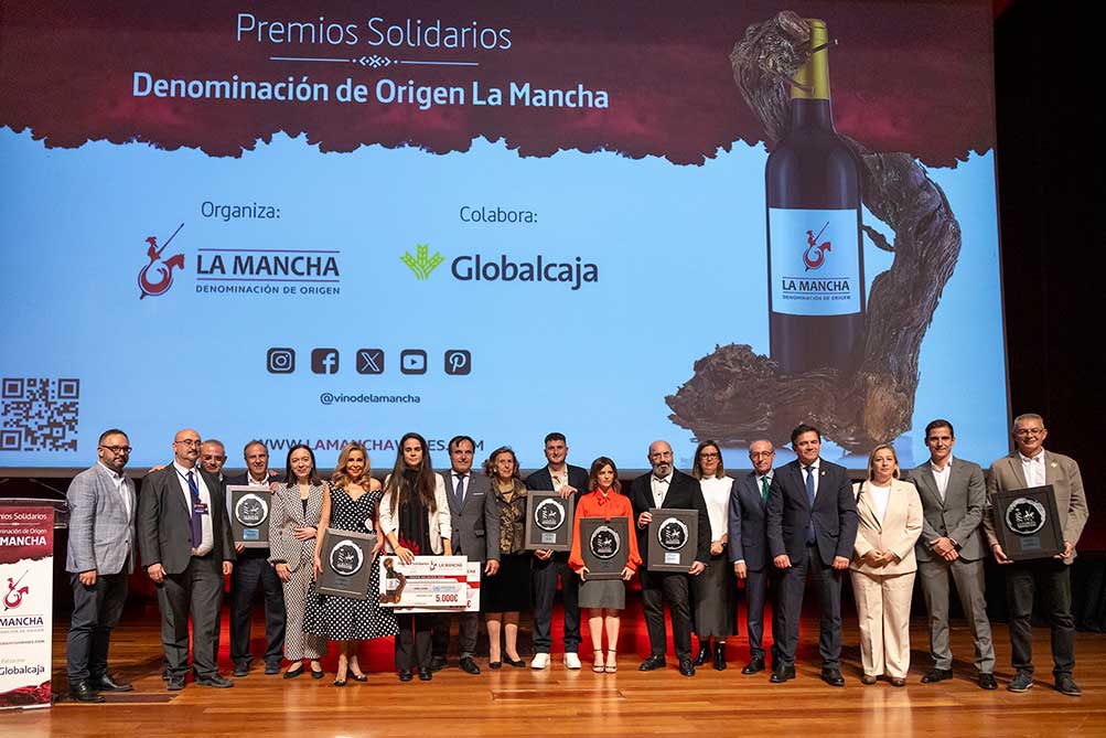 Los vinos de La Mancha celebran una emotiva entrega de los Premios Solidarios 2025