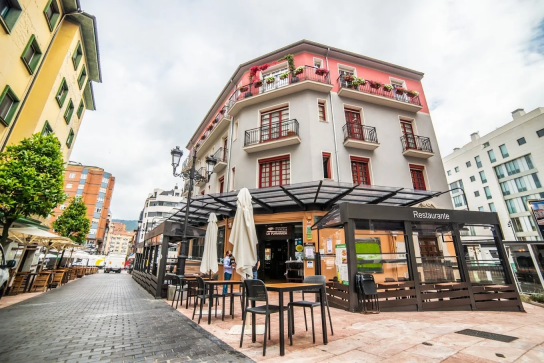 La Pumarada: cinco generaciones levantando Asturias a culinos 1 pumarada