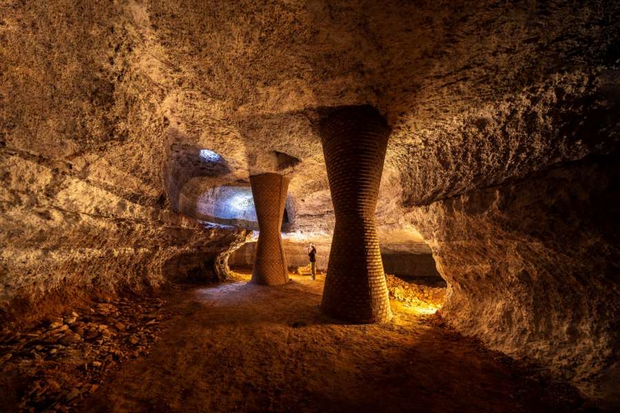 El Proyecto de estabilización de cuevas urbanas en Tomelloso nominado al Premio Mies van der Rohe 2026