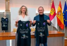 Saldaña destaca la importancia de difundir la imagen de la Diputación y de Sabor Quijote en las camisetas de las selecciones provinciales de baloncesto