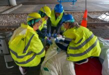 Profesionales sanitarios del área de Valdepeñas se entrenan en soporte vital inmediato con un simulacro de accidente múltiple