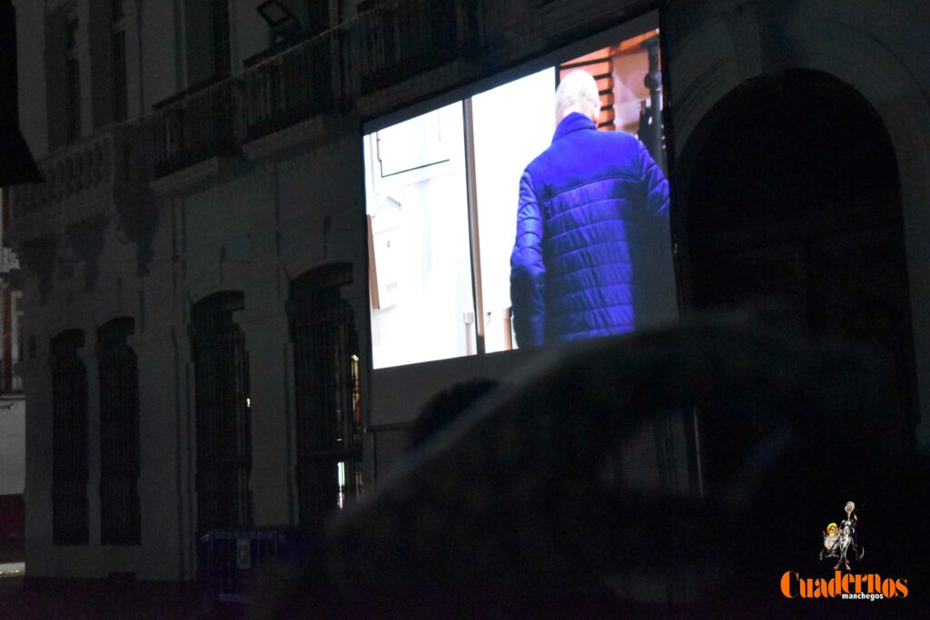 tomelloso apaga sus luces y enciende las del comercio local en un emotivo homenaje a los autonomos 14