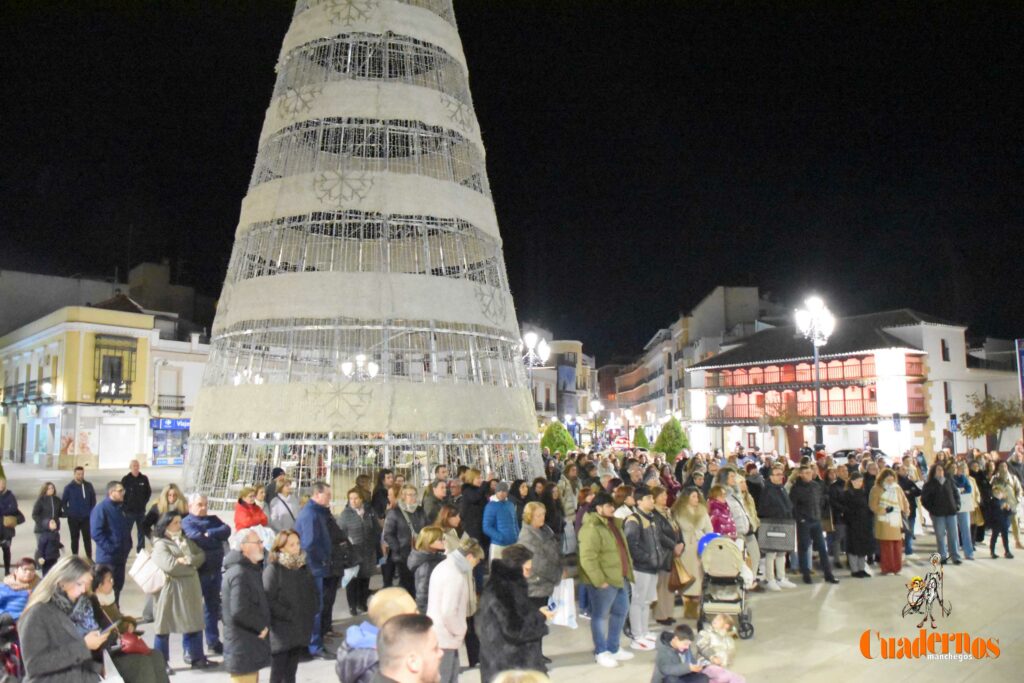 tomelloso apaga sus luces y enciende las del comercio local en un emotivo homenaje a los autonomos 20