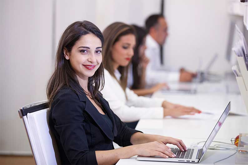 UGT Servicios Públicos considera indispensable que los empleados públicos tengan una subida salarial específica para 2025