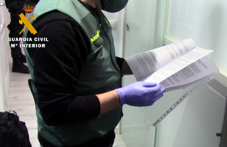 La Guardia Civil de Albacete investiga a dos personas por usurpación de identidad en juegos online