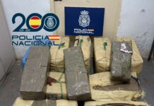 La Policía Nacional interviene más de 400 kilogramos de hachís y detiene a tres personas