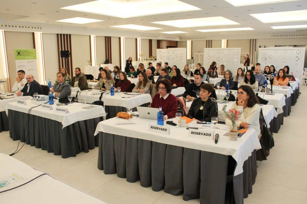 Más de 50 profesionales participan en el V Encuentro de Calidad y Medio Ambiente de Cooperativas Agro-alimentarias Castilla-La Mancha 2 50profesionalescooperativas