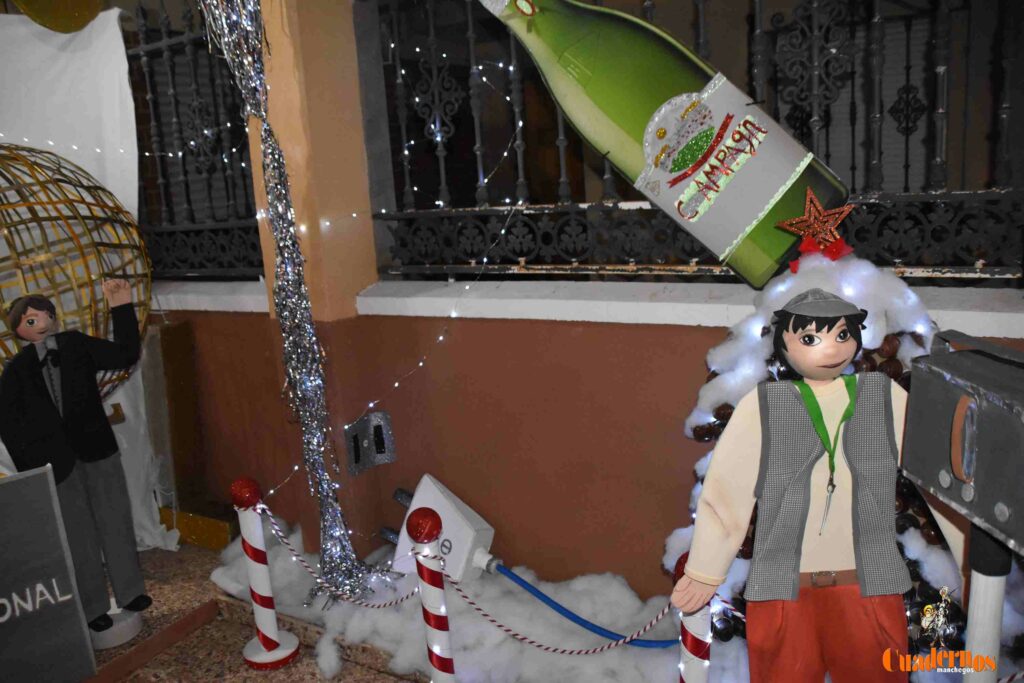 La ilusión de la Navidad llegará a Tomelloso en la administración de Lotería de Doña Soledad 19 administracion loteria navidad soledad quiralte 10 2