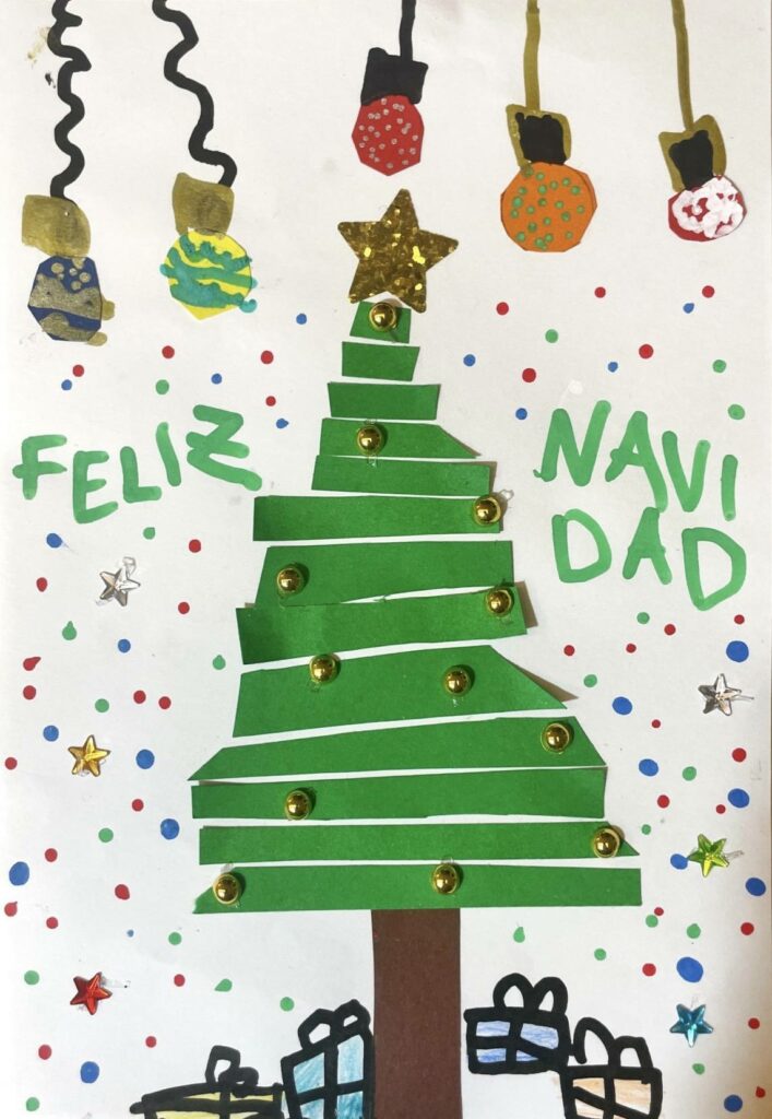 Papá Noel aterriza hoy en Tomelloso: la Asociación de Familias Numerosas convierte la Plaza de España en el gran punto de encuentro navideño 3 arbolnavidadfamiliasnumerosas tomelloso 10
