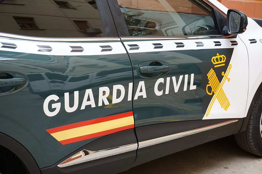 La Guardia Civil de Albacete localiza a dos personas que se habían desorientado cuando practicaban senderismo en un paraje de Aýna