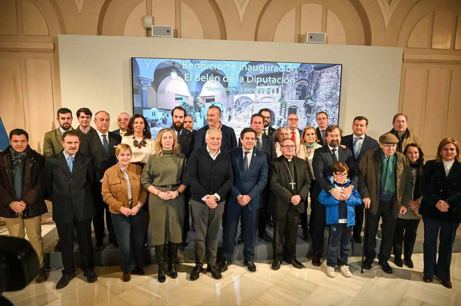 La Diputación de Ciudad Real se abre por primera vez a la tradición belenista con un belén monumental bendecido por Abilio Martínez 5 belen diputacion 5