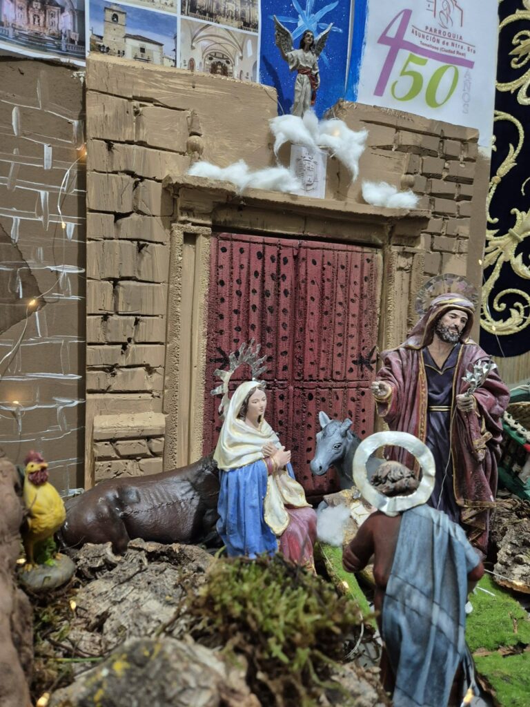 El belén de la Capilla de San Antón rinde homenaje al 450 aniversario de la Parroquia de la Asunción de Nuestra Señora 9 belen san anton 2