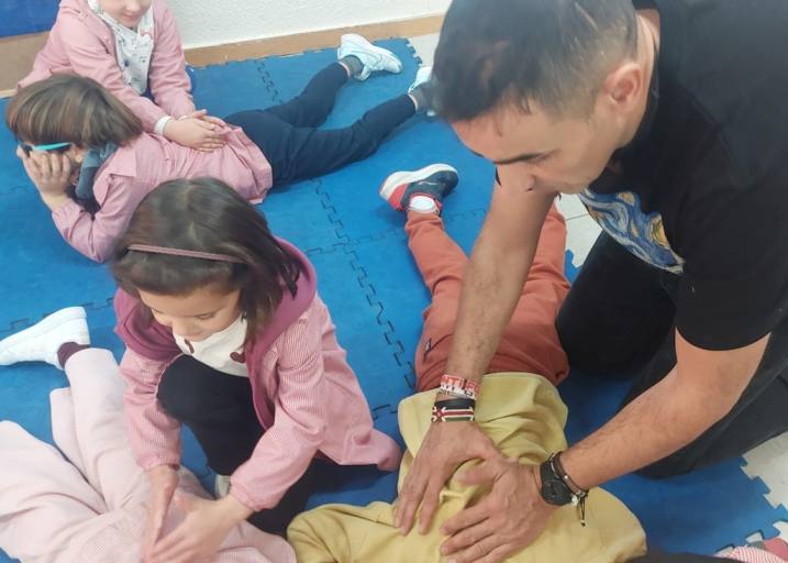 ceipcarmelocortes fisioterapiabello 16