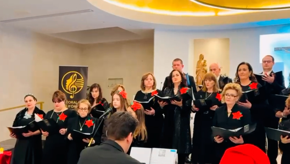 “Lux Aeterna” llena Santo Tomás de Villanueva en su V Concierto de Navidad 2 concierto coral lux aterna tomelloso parroquia santo tomas de villanueva 8