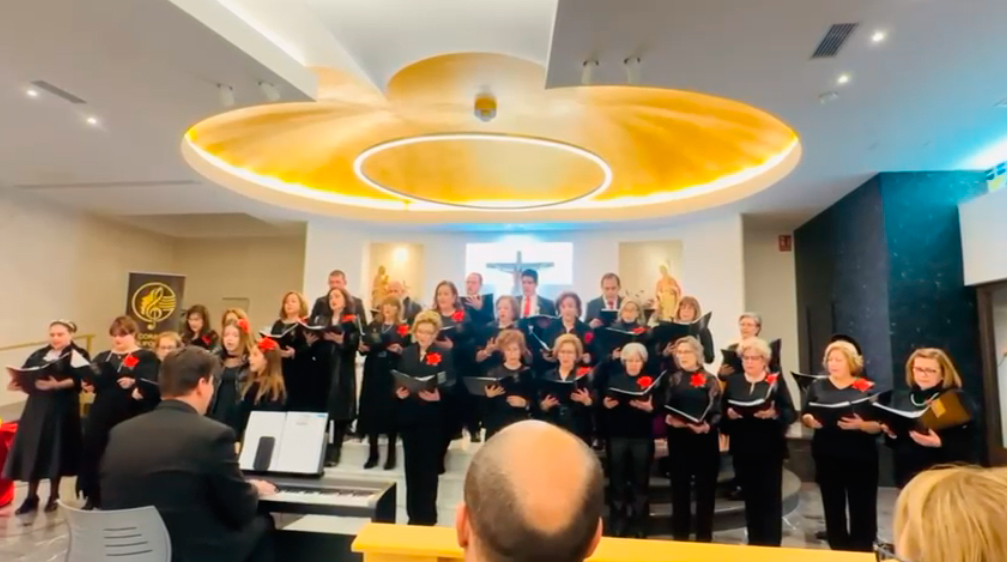 “Lux Aeterna” llena Santo Tomás de Villanueva en su V Concierto de Navidad 1 concierto coral lux aterna tomelloso parroquia santo tomas de villanueva 9