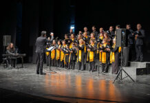 La música y la solidaridad llenan el Encuentro de Corales Villa del Alba