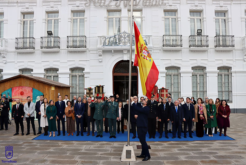 La celebración del Día de la Constitución en Tomelloso rinde homenaje a la Sanidad y reconoce su papel esencial