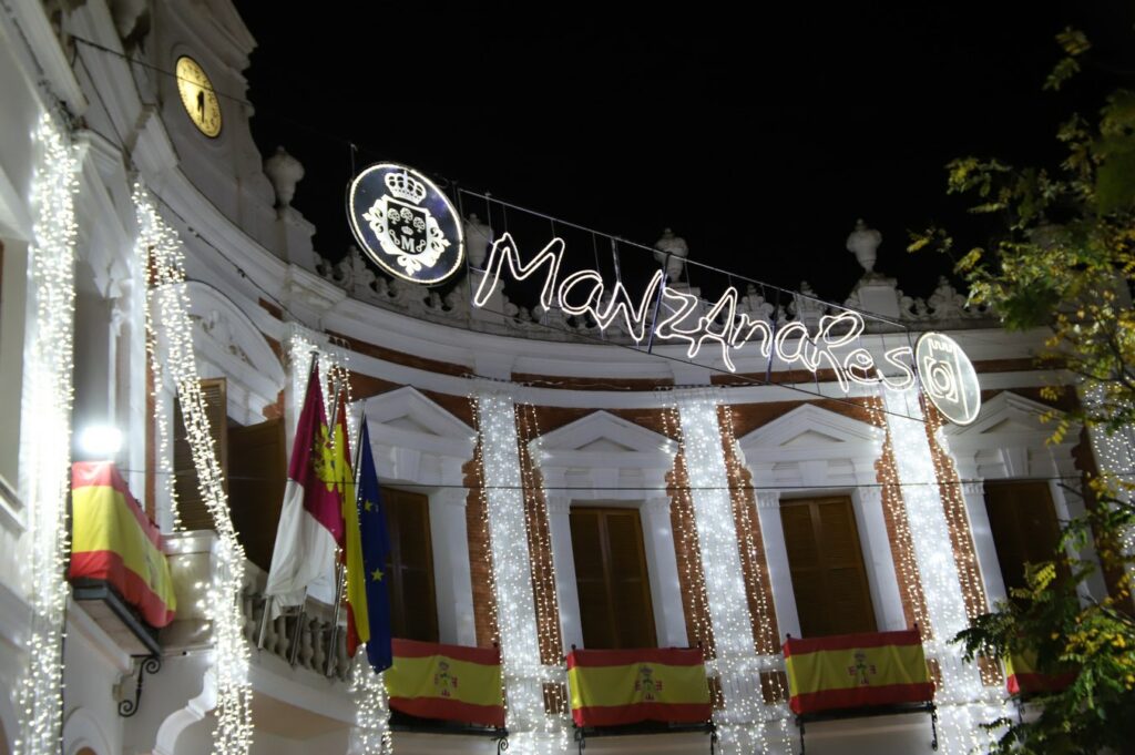 ¡La Navidad ya brilla en Manzanares! 5 encendido navidad manzanares 4