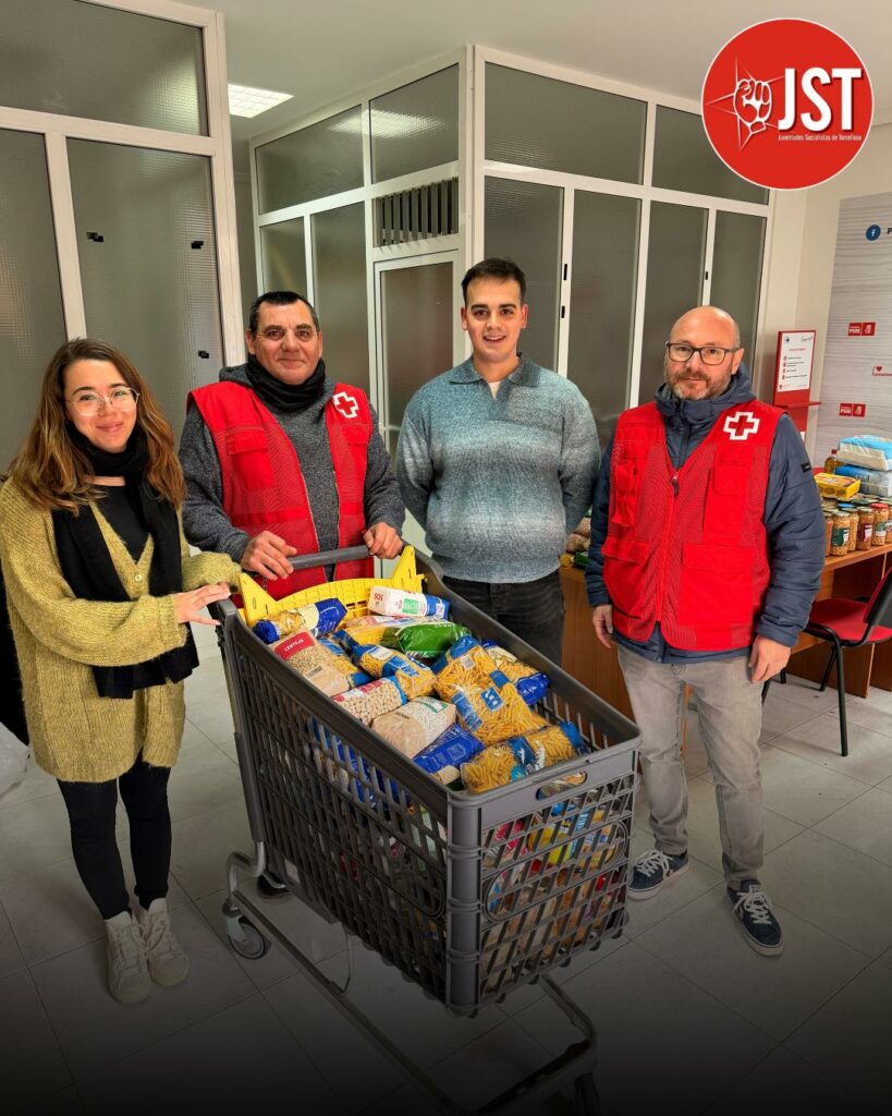 Juventudes Socialistas y PSOE de Tomelloso reparten las donaciones recogidas en la campaña benéfica del 23 de diciembre 5 epartodonaciones 4