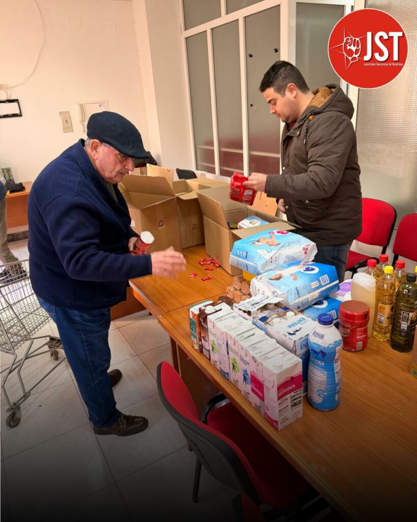 Juventudes Socialistas y PSOE de Tomelloso reparten las donaciones recogidas en la campaña benéfica del 23 de diciembre 1 epartodonaciones 8