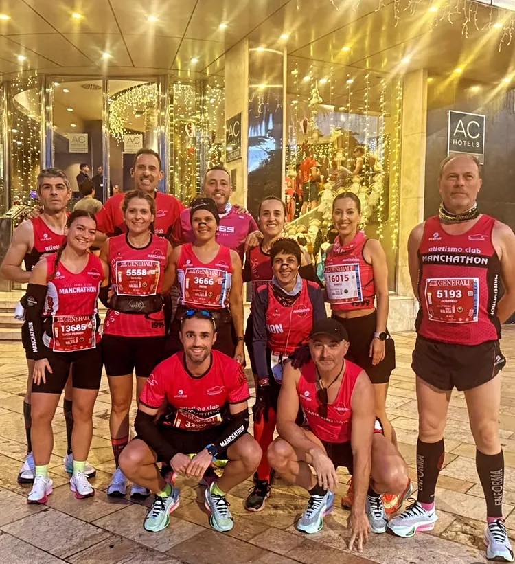 El A.C. Manchathon firma un diciembre sobresaliente y corona 25 años de historia con éxito en Valencia y Málaga 13 exitomanchathonvalencia 4