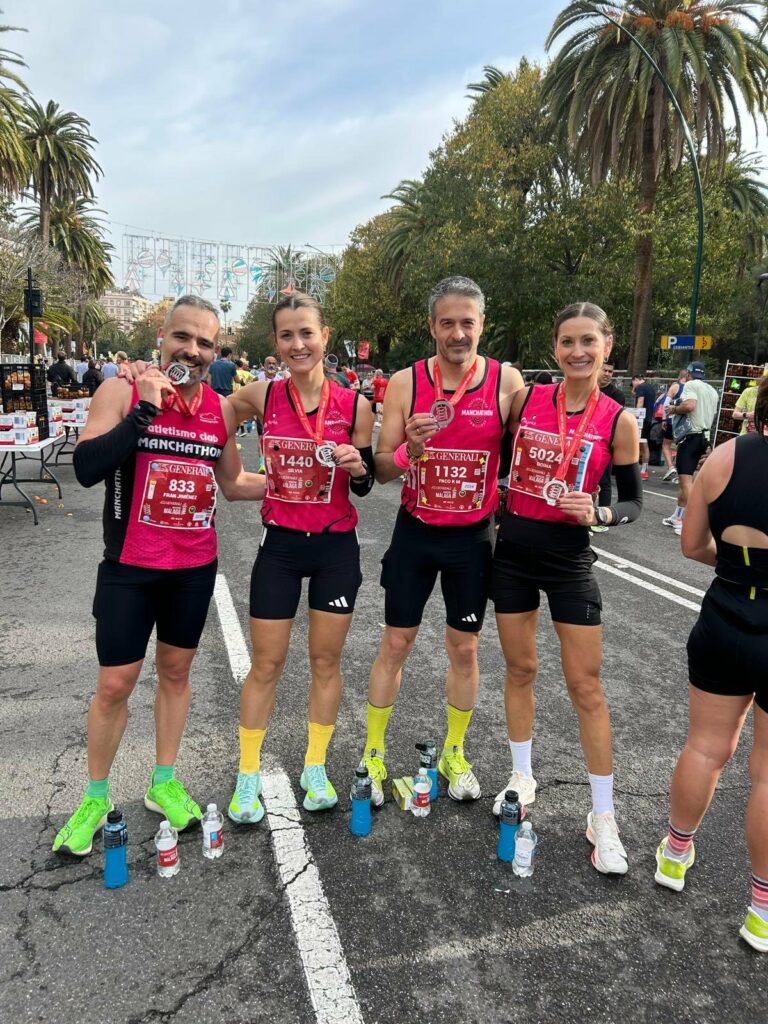 El A.C. Manchathon firma un diciembre sobresaliente y corona 25 años de historia con éxito en Valencia y Málaga 12 exitomanchathonvalencia 5