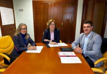 AMFAR y Ayuntamiento de Membrilla presentan la VII edición de FERIMEL a Amparo Bremard