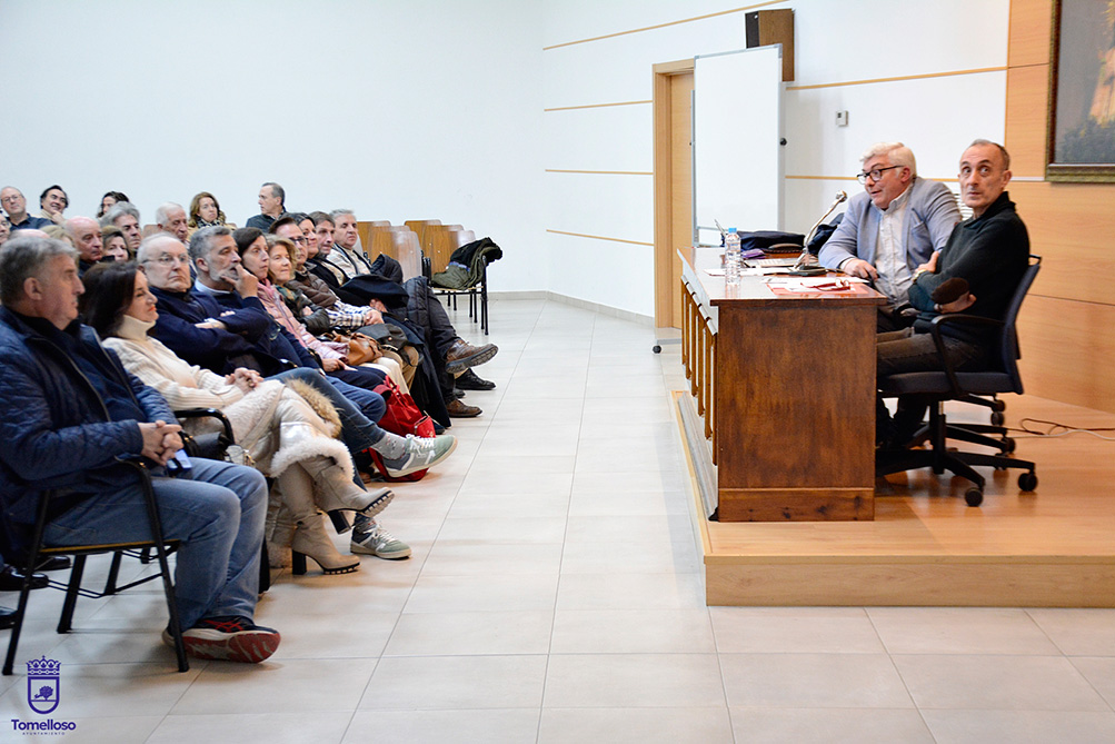 Con el historiador Javier Escudero, continúan los actos del 450 Aniversario de la Parroquia de la Asunción