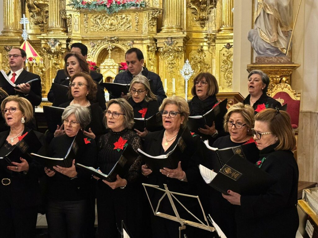 Lux Aeterna y la Coral de Urda unen sus voces y cierran el XVI Concierto de Navidad con un “Adeste Fideles” conjunto 8 luxaeterna urda 4