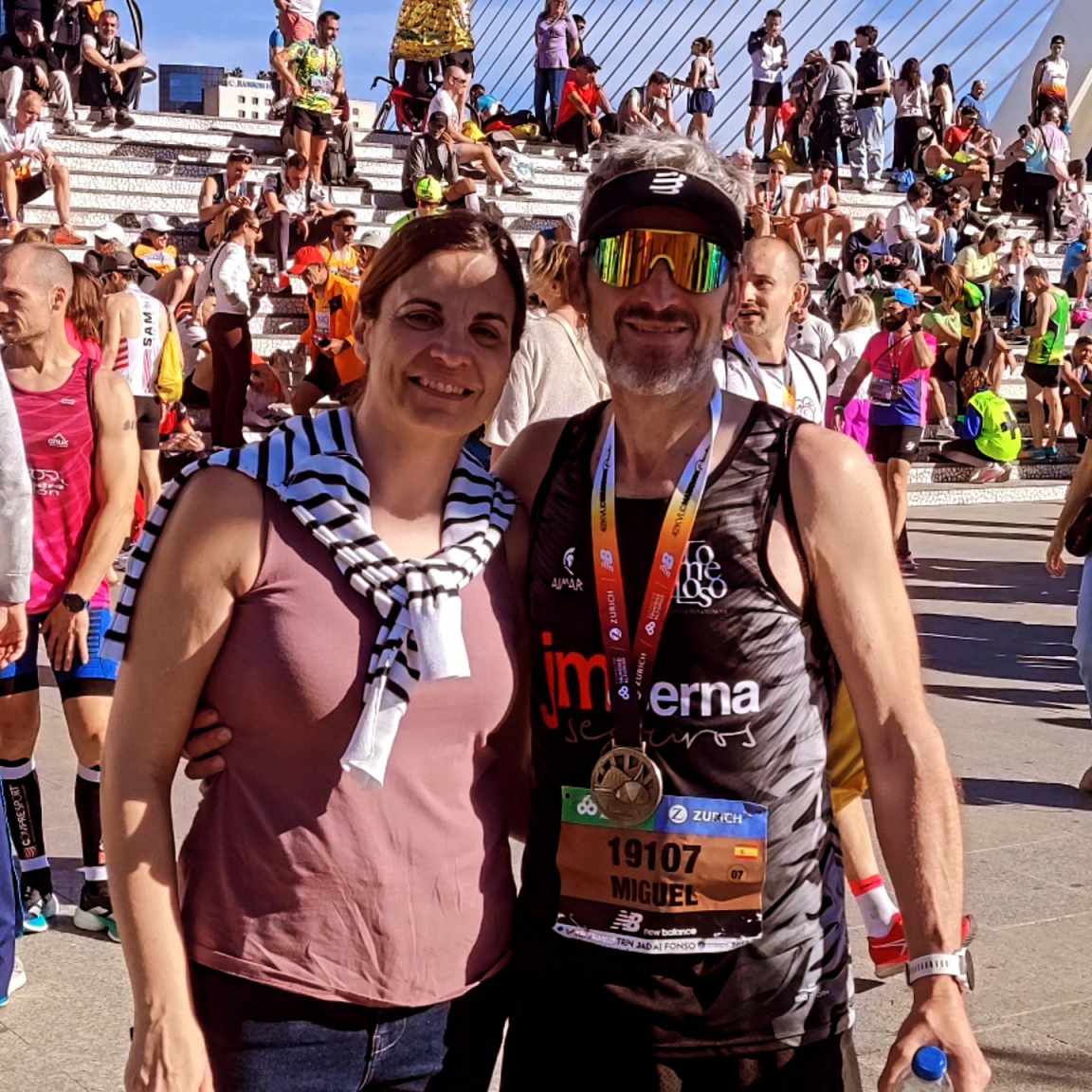Del sacrificio al disfrute: Miguel Carlos González del JM Serna Seguros completa su 13º maratón y conquista de nuevo Valencia