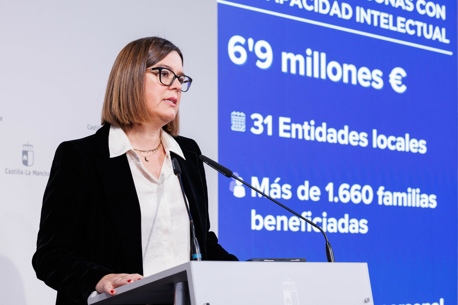 El Gobierno de CLM destina 6,9 millones de euros a la atención de personas con discapacidad intelectual en recursos gestionados por las entidades locales
